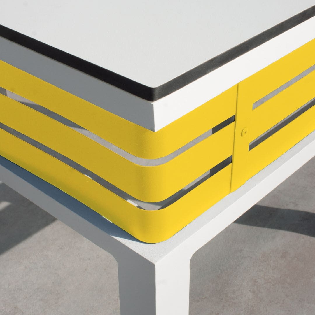 color aluminio amarillo