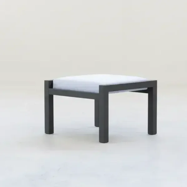 Generated Image September 26, 2025 - 12_20PM